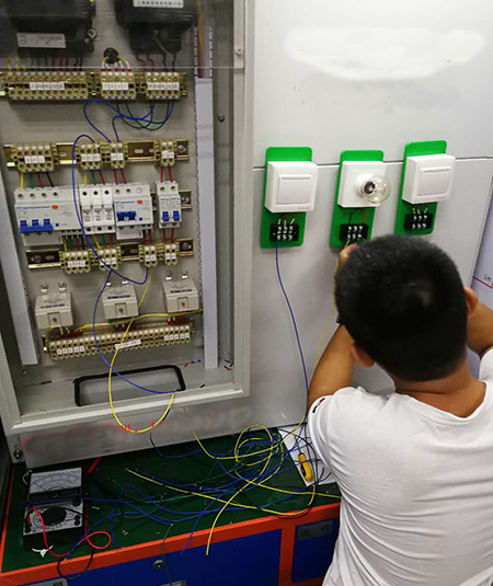 东莞长安哪里有经验丰富的电工培训学校？